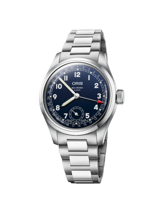 Orologio Oris Big Crown Pointer Date Calibre 403 visto frontalmente, con quadrante blu notte e cassa in acciaio da 38 mm