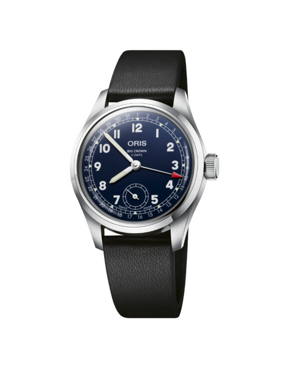 Orologio Oris Big Crown Pointer Date Calibre 403 visto frontalmente con quadrante blu e cinturino in pelle nera