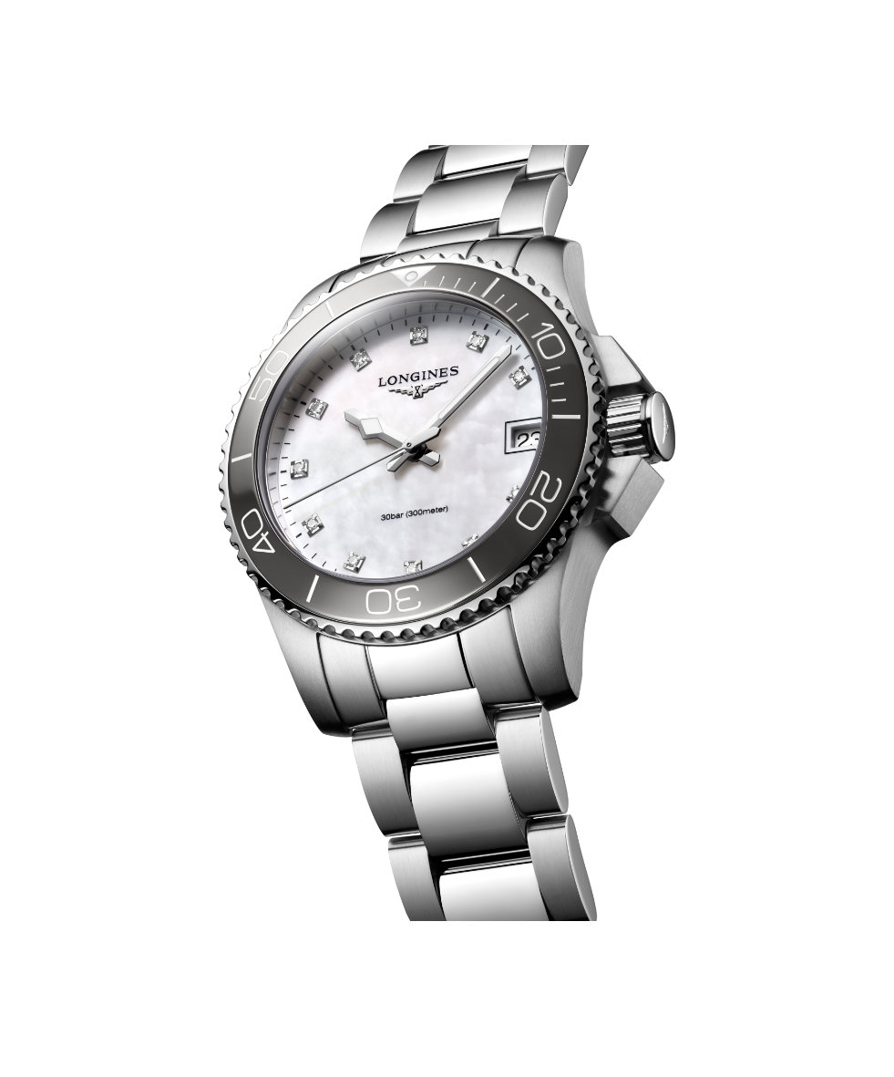 Longines Hydroconquest 32mm Madreperla e Diamanti Acciaio L3.370.4.87.6 | 32 mm 37637 - Longines Hydroconquest 32mm Madreperla e Diamanti Acciaio