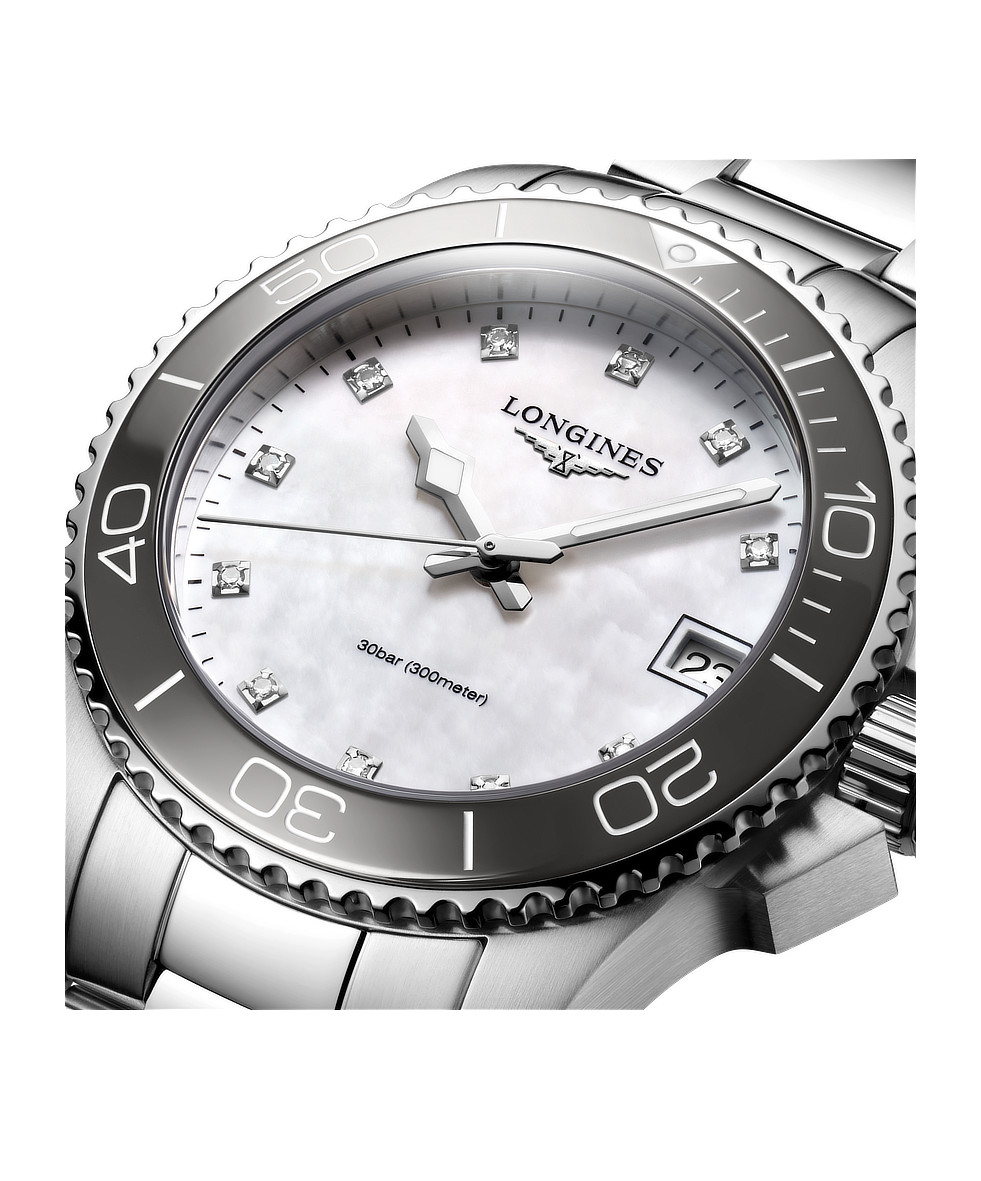 Longines Hydroconquest 32mm Madreperla e Diamanti Acciaio L3.370.4.87.6 | 32 mm 37638 - Longines Hydroconquest 32mm Madreperla e Diamanti Acciaio