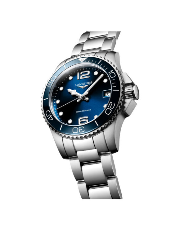 Vista angolata Orologio Longines Hydroconquest Donna 32mm Blu Quarzo L3-370-4-96-6