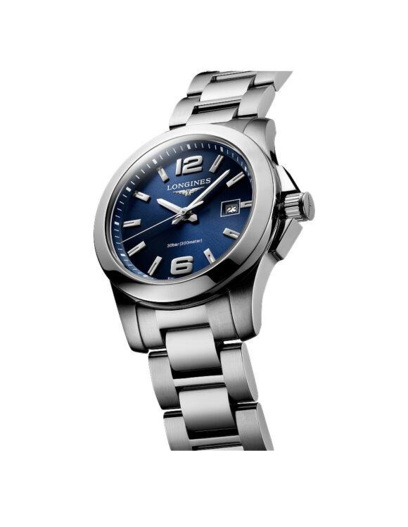 Vista angolata Orologio Longines Conquest Donna Blu 29.5mm Acciaio Quarzo L3-376-4-96-6