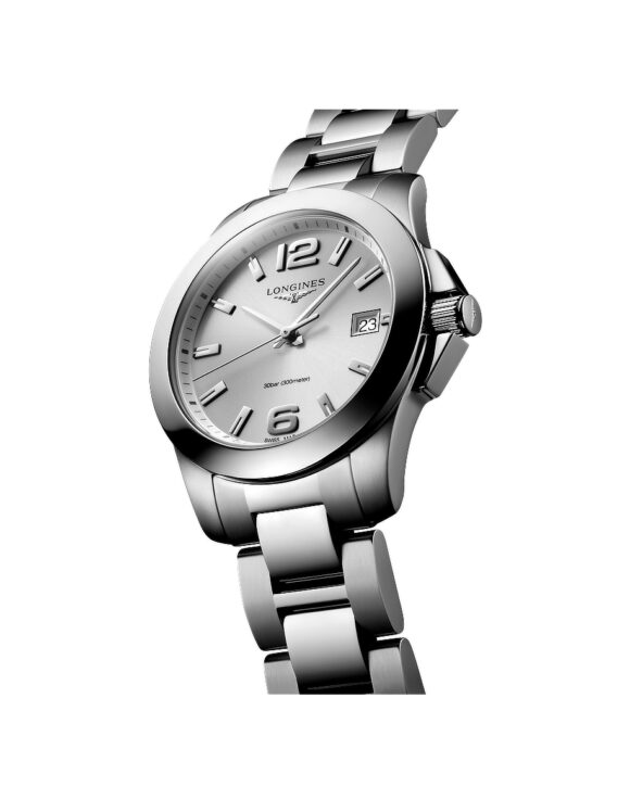 Vista angolata Orologio Longines Conquest Donna 34mm Argento Acciaio Quarzo L3-377-4-76-6