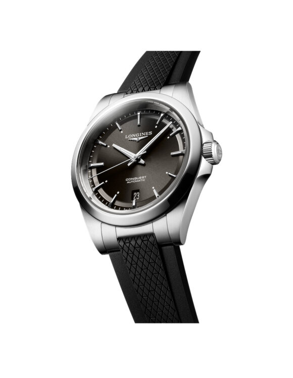 Vista angolata Orologio Longines Conquest 38mm Nero Gomma Automatico L3-720-4-52-9
