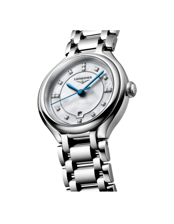 Vista angolata Orologio Longines Primaluna 30mm con quadrante madreperla e indici diamanti L8-142-4-87-6