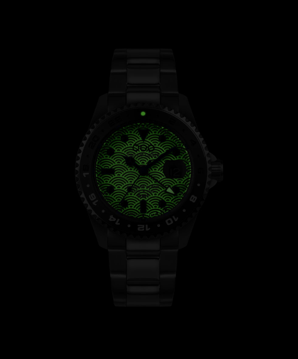 Out of Order Swiss GMT Tokyo Shibuya Ultra Brushed Quartz Gmt 44mm OOO.001-19.TS.SS | 44 mm 35907 - Out of Order Swiss GMT Tokyo Shibuya Ultra Brushed Quartz Gmt 44mm