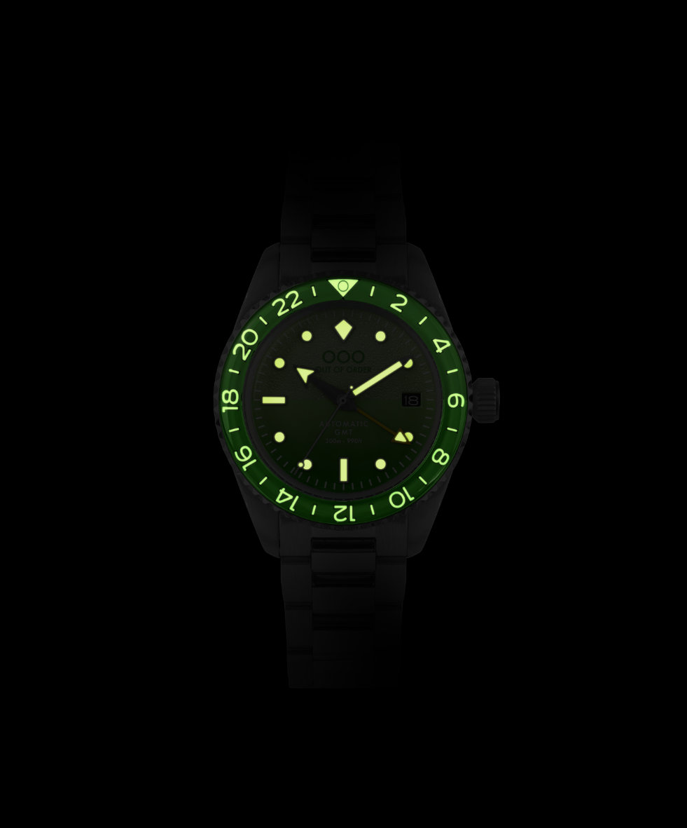 Out of Order Shaker Midori Sour Ultra Brushed Auto Gmt 40mm OOO.001-25.MI.BAND.SS | 40 mm 35883 - Out of Order Shaker Midori Sour Ultra Brushed Auto Gmt 40mm
